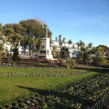 The Beeches Clacton-on-Sea Ngoại thất bức ảnh