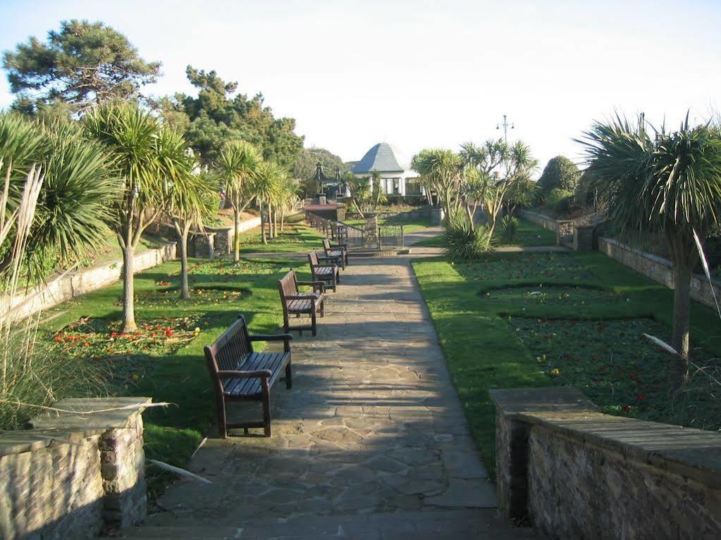 The Beeches Clacton-on-Sea Ngoại thất bức ảnh