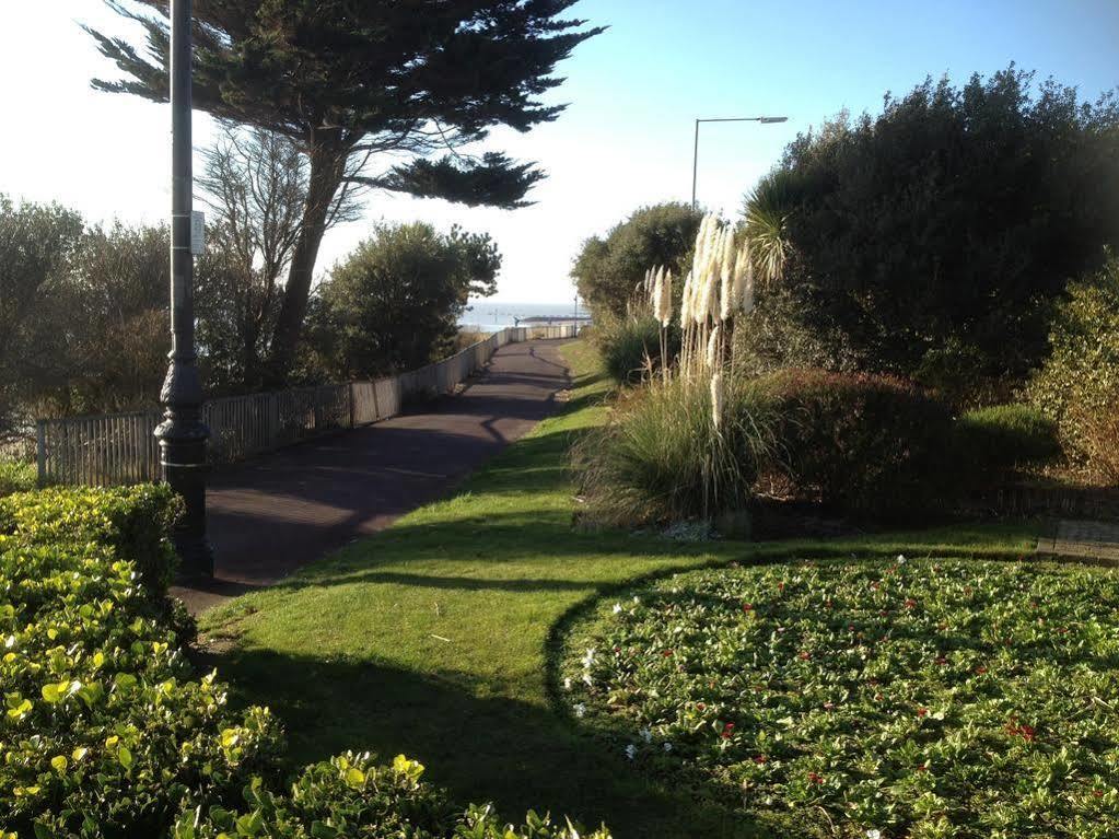 The Beeches Clacton-on-Sea Ngoại thất bức ảnh
