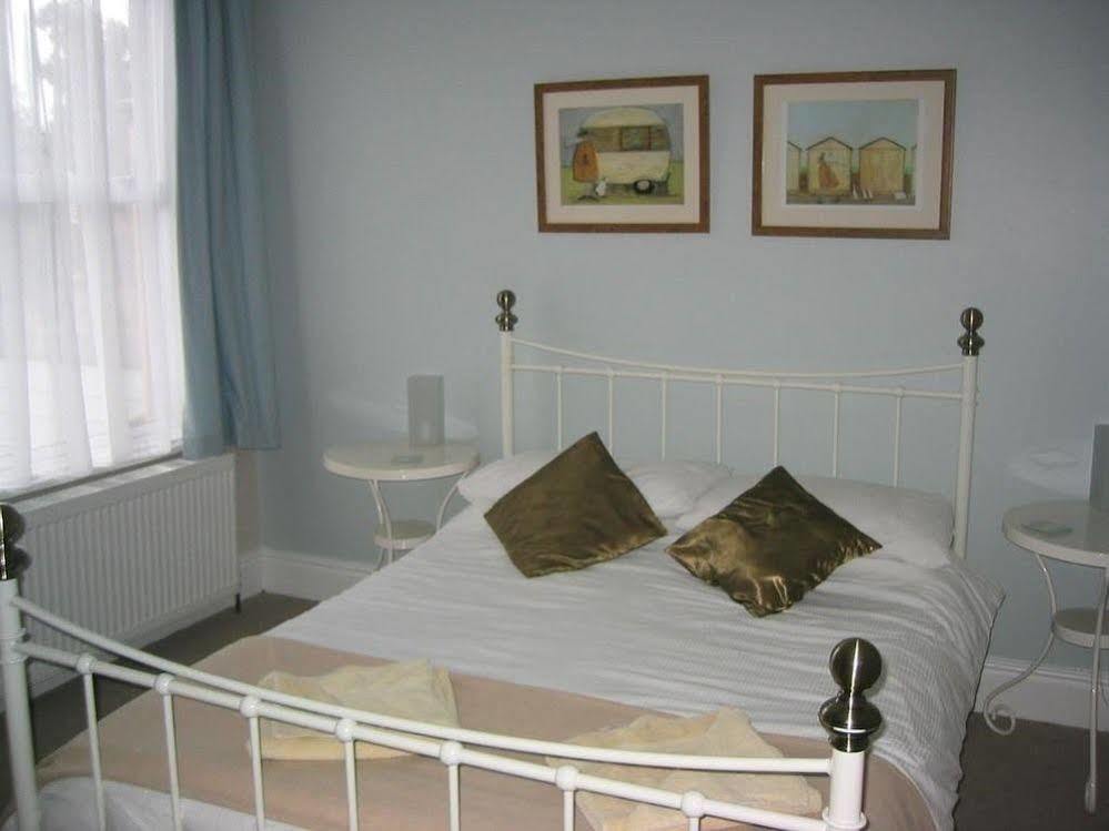 The Beeches Clacton-on-Sea Ngoại thất bức ảnh