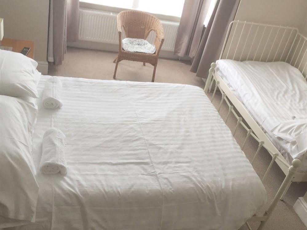 The Beeches Clacton-on-Sea Ngoại thất bức ảnh